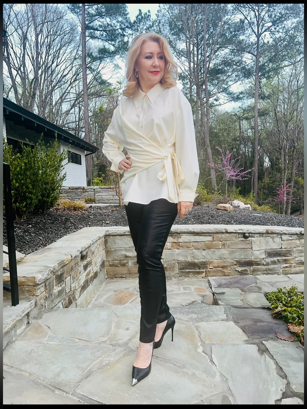 ROHE-High End, Elegant Wrap-Detail Blouse -LIKE NEW - Picture 5 of 7